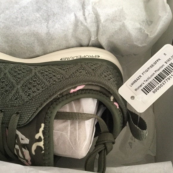 🚫SOLD🚫apl techloom phantom sneakers - Picture 2 of 2